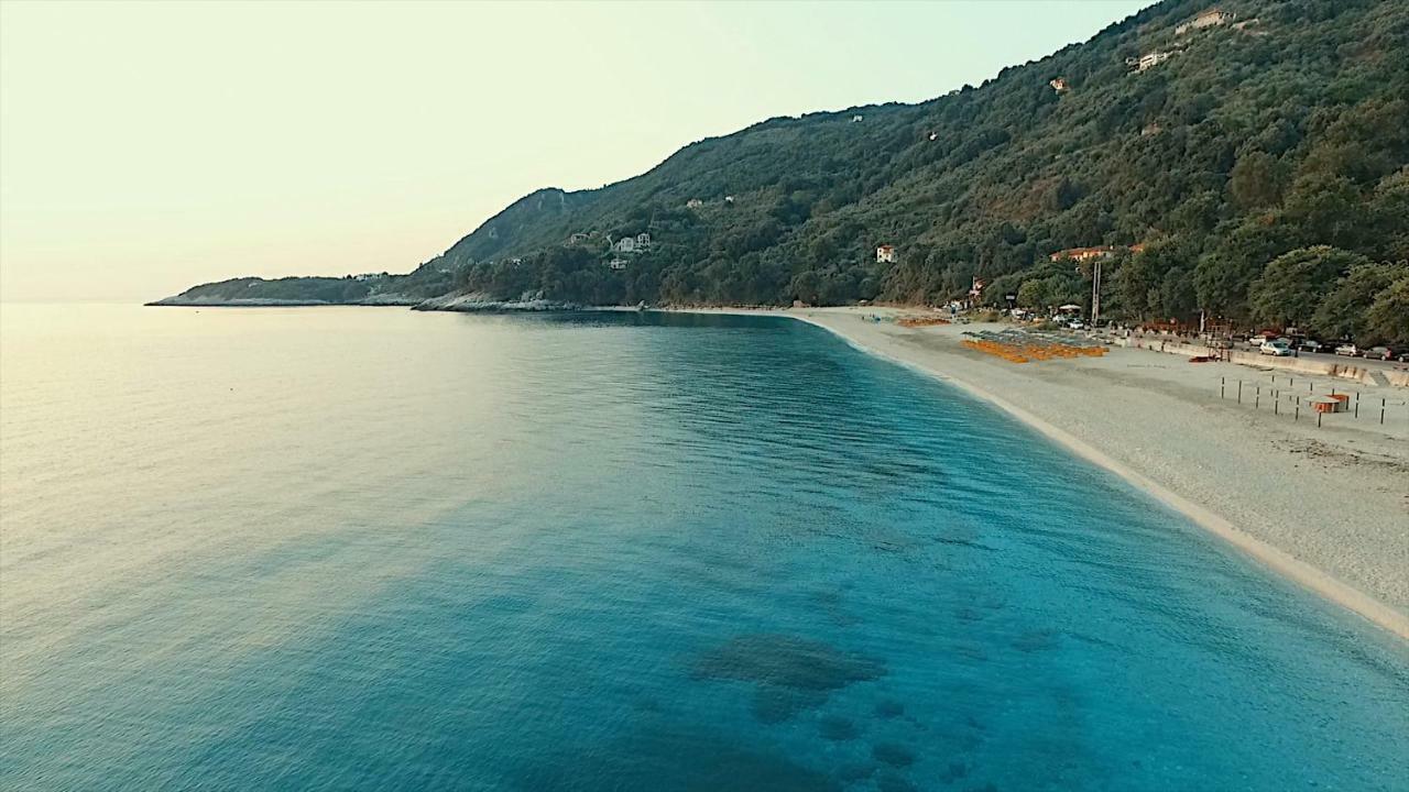 Papa Nero Beach House Agios Ioannis  Екстер'єр фото